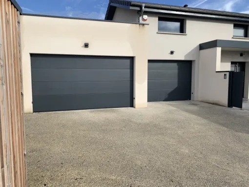 Porte de garage , Lancié, Desigaud